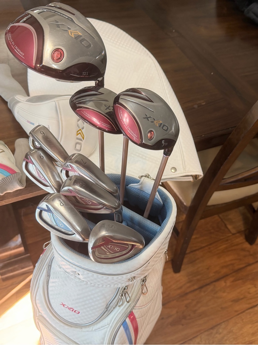 Ladies XXIO Golf Clubs Set With XXIO Golf Bag Premium XXIO Irons XXIO MP1200